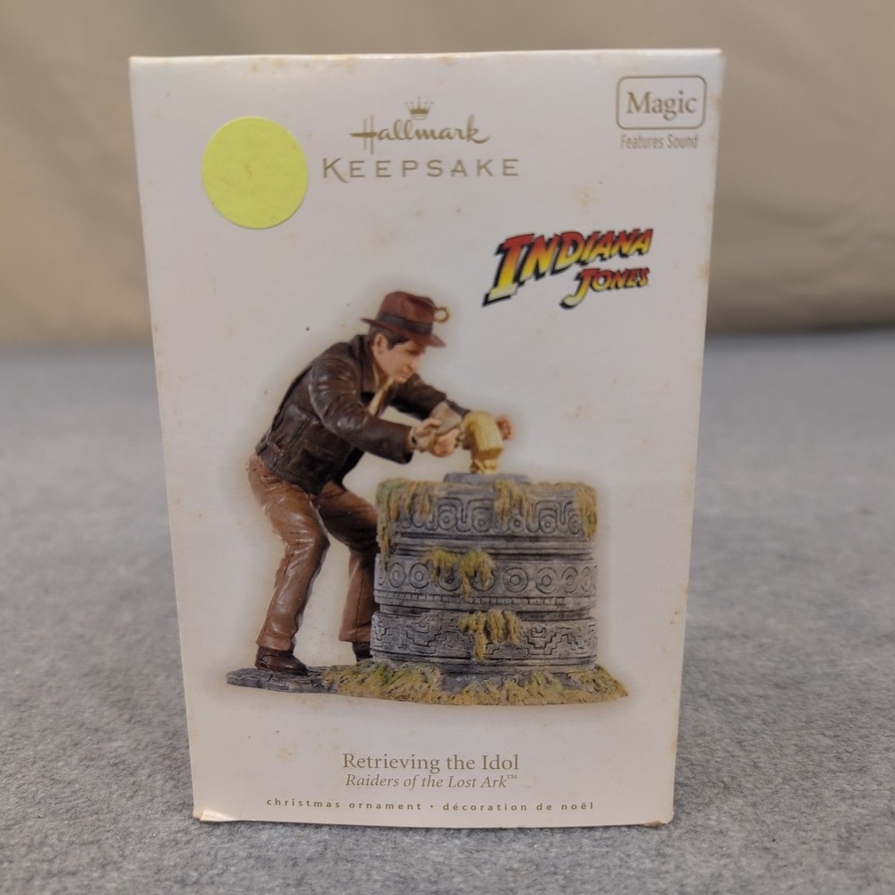 Hallmark Keepsake Indiana Jones Raiders Ark Retrieving the Idol Ornament 2009 - Picture 1 of 3